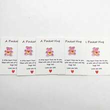 1 pieza/Set de 5 piezas, Tarjetas de felicitación con abrazo de oso lindo de bolsillo, Tarjetas de abrazo de oso de resina, Regalos ideales para cumpleaños, graduación, aliento y relaciones a distancia - rojo - Ver 10