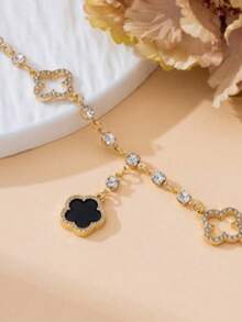 1pc Elegant Luxury Hollow Four-Leaf Clover & Five-Petal Flower Pendant Necklace, Exquisite & Charming, High-End Quality, Suitable For Women, Perfect Jewelry Choice For Daily Matching, Suitable For All Seasons - Black - View 6