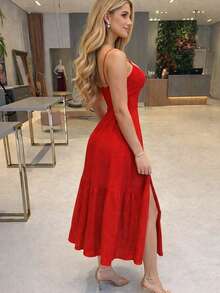 Vestido midi feminino elegante vermelho com alças finas, detalhe de babados e fechamento frontal com botões, perfeito para festas ou ocasiões casuais. - Vermelho - Visão 4