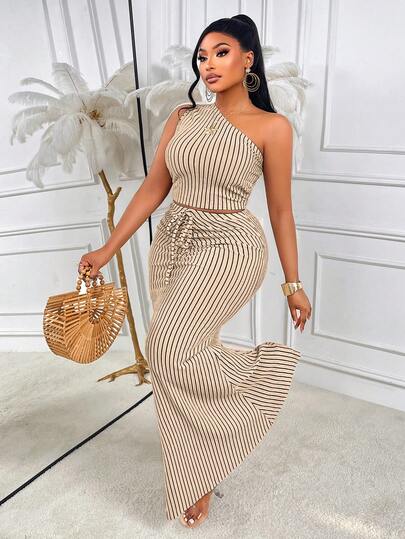 AIJ Amarilo Plus Size Women's Summer Casual Striped Print One-Shoulder Ruffle Crop Top And Ruffle Mermaid Skirt 2-Piece Set (Random Print), Suitable For Dates, Daily Shopping, Summer Travel And Leisure Vacation, Women Summer Beach Holiday Outfit
