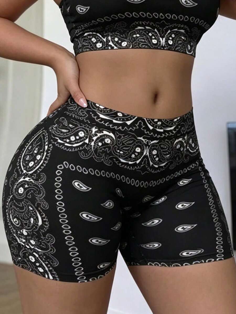 Fashionable Elastic Waist Paisley Print Sexy Sports Yoga Shorts, Spring/Summer Black - Black - View 1