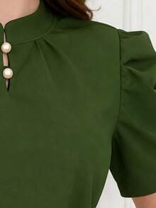 Blouse With Puff Sleeves And Two Buttons. - 軍綠色 - 查看 2