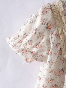Vestido corto de verano con estampado floral pequeño, cuello redondo, manga corta y hombros regulares, estilo francés elegante y suelto para niña - Beis - Ver 5