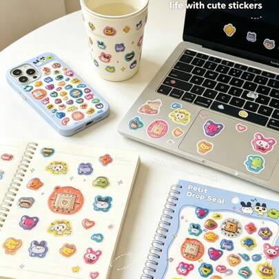 有趣的3D日式动漫风格贴纸。材质坚固，粘性强，防水防粘。装饰贴纸。