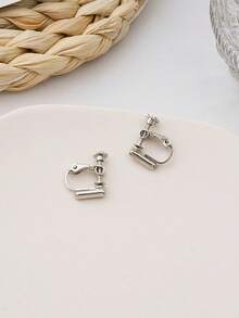 1 Pair Copper Material Minimalist Silver Clip-On Earrings, Adjustable Screw Non-Pierced Earrings Suitable For Women's Daily Wear - Spiral Ear Clip Converter - View 4