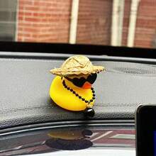 Décoration de canard jaune personnalisée et à la mode pour l'intérieur de la voiture, chapeau de paille + lunettes de soleil mode en forme de cœur, accessoires de décoration pour le tableau de bord de la voiture - A - Voir 2