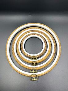 Có 4 kích cỡ: 10/13/17/20cm. Bộ khung thêu tròn cổ điển, khung thêu chữ thập vân gỗ giả có móc treo, dụng cụ thủ công chuyên nghiệp cho thêu, thêu trên vải nhung và tạo tranh treo tường. - Khung thêu cổ - Xem 2