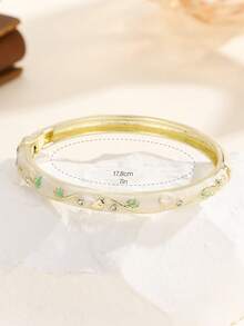 1pc Fashion New Gold-Plated Exquisite Rhinestone Inlaid Flower Pattern Enamel Filigree Bangle Bracelet Jewelry Gift For Women And Girls - White - View 5