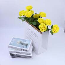 5 piezas de Flores de Rosa Artificial, Ramo de Novia de Terciopelo Falso, Rosas de Seda Simuladas, para Decoración Interior, Decoración de Halloween, Decoraciones de Flores Artificiales, Fiesta de Boda, Decoración del Hogar, Decoración Interior y Exterior, Arreglo Floral de Jarrón - Amarillo - Ver 2