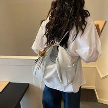 Nouveau sac à main populaire pour femmes, sac à bandoulière polyvalent et minimaliste de style mode, matériau confortable en texture PU de couleur unie avec fermeture éclair, sangle d'épaule longue et réglable, sac fourre-tout spacieux et multifonctionnel avec pendentif - Bleu azur - Voir 8