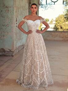 Faeriesty 优雅迷人的露肩A字晚礼服：紧身胸衣饰以精致串珠，羽毛流苏薄纱袖，收腰设计，多层薄纱裙摆点缀着精美串珠。完美适用于正式晚宴、红毯活动、盛大晚会、婚礼、歌剧演出、新年庆祝活动和夏季假期。春日派对必备。 - 香檳色 - 查看 6