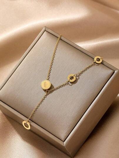 1pc INS Style Gold Circular Chain Bracelet, Minimalist Hollow Circular Engraved Pendant, Luxury Metal Material, Suitable For Daily, Commute, Date, Niche High-End Accessory To Easily Upgrade Your Outfit (OPP Bag Packaging)