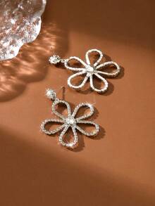 1 对花朵造型新娘女士时尚水晶耳环，奢华珠宝耳环，适合高端晚宴、高端晚礼服、婚礼。 - 耳環 - 查看 3
