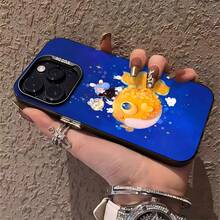 Chica montando un pez dorado en una noche azul.funda de teléfono Fundas compatibles con ,Apple,VIVO,OPPO,,, y Honor.Fabricadas en silicona TPU,ofrecen protección contra golpes y caídas. - Negro - Ver 5