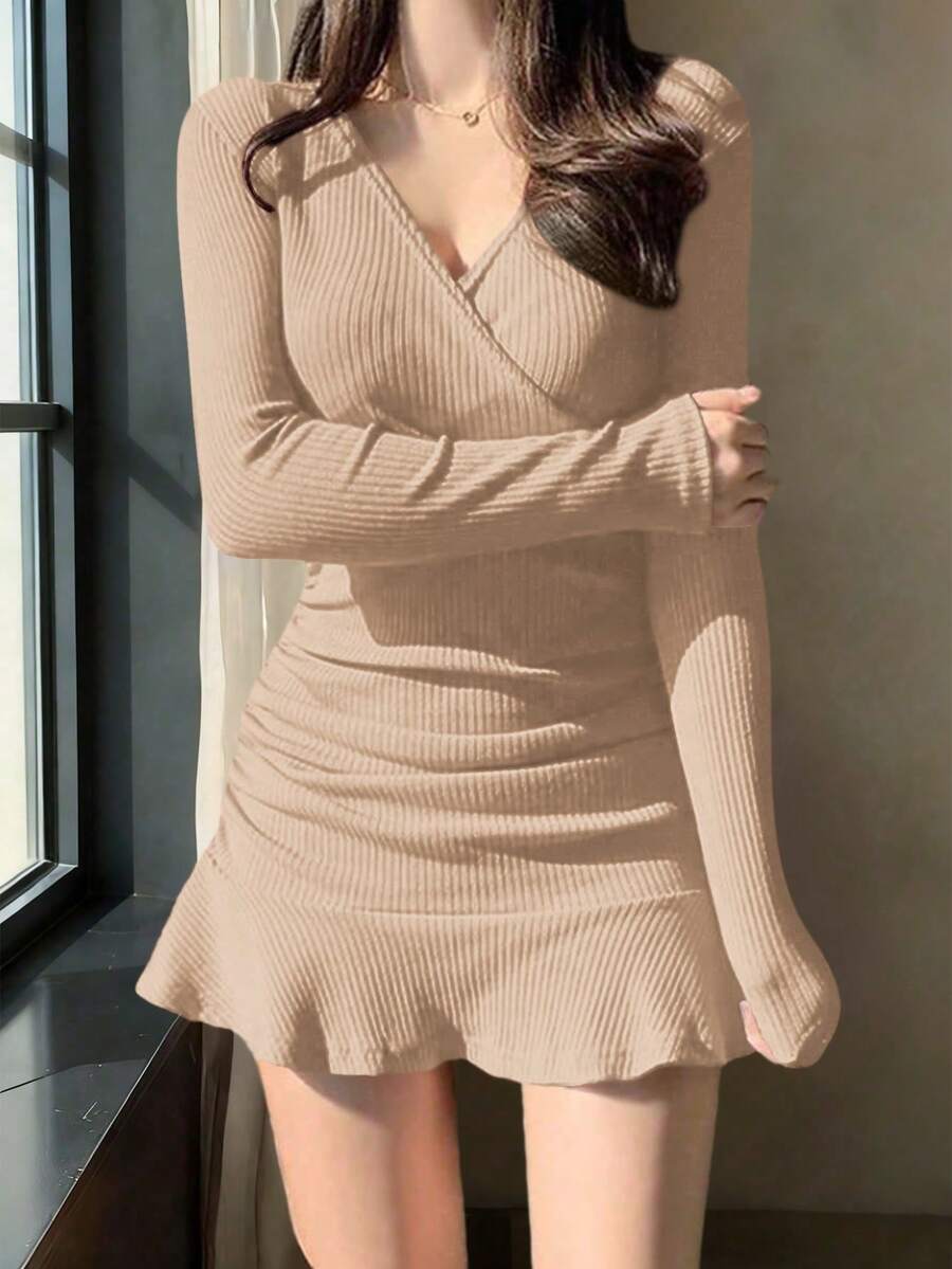 Vestido de sirena casual y sexy para mujer con cuello en V, manga larga y dobladillo con volantes, estilo lindo para Halloween y primavera elegante