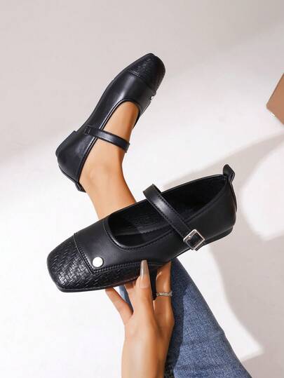 1 Đôi giày búp bê nữ thời trang tối giản, nhẹ, thoải mái, dễ thương, kiểu dáng mới năm 2026, thích hợp đi làm, đế bằng nông, chống trơn trượt, giày thể thao thường ngày.