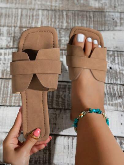 Dép lê mũi vuông quai chéo tối giản màu nâu cà phê, dáng rộng, kiểu dáng thường ngày, đa năng, phù hợp để mang hàng ngày.