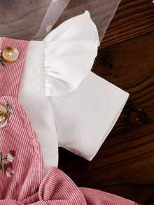Conjunto de 3 piezas para bebé niña: Top de manga de vuelo de unicolor y falda de volantes escalonados con diadema con moño - Rosa - Ver 5