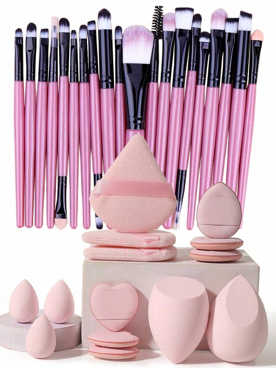 Bộ dụng cụ trang điểm 34 món bao gồm 20 cọ trang điểm mắt chuyên nghiệp, trong đó có cọ đánh nền, bộ cọ đánh phấn mắt, cọ tạo khối khuôn mặt, cọ uốn mi và cọ kẻ lông mày, cọ trang điểm dạng lỏng, 2 quả cầu trang điểm, kem nền dạng lỏng, 3 quả cầu trang điểm mini, 6 bông phấn ngón tay, 3 bông phấn tam giác, và cọ che khuyết điểm mặt. - Nhiều màu - Xem 1