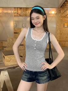 女款法式方領細肩帶上衣，夏季疊穿設計，蕾絲飾邊搭配寬版可調式肩帶，修身百搭休閒款 - 灰色 - 查看 3
