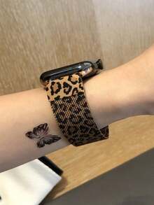 1条时尚豹纹尼龙编织表带，兼容 38mm、40mm、41mm、42mm、44mm、45mm、46mm、49mm，时尚印花表带，兼容 Series Ultra 3/2/1、11、10、9、8、7、SE3、6、5、4、3、2、1，休闲腕带配件，兼容表带，轻便透气运动设计，适合日常佩戴和户外活动，是送给她、朋友、生日或圣诞节的理想礼物。 - 豹紋 - 查看 6