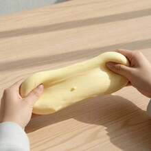 Pale Yellow Cheese Coconut Oil Cheese Squishy – Soft Dough Texture With Creamy Filling, Silent Squeeze Stress Relief Toy Desk & Mindful Breaks – 2026 Trending Sensory Gadget Adults 7cm - 黃色 - 查看 4