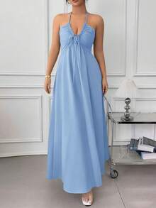 Vestido largo fluido de verano para mujer, elegante y sencillo, de color liso, estilo bohemio con bajo plisado, cuello halter, tirantes finos, para resort y salir - Celeste - Ver 3