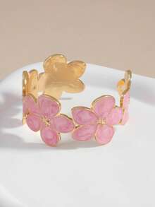 1pc Fashionable & Elegant Enamel Drip Design Stainless Steel Open Bangle Bracelet. Made Of High-Quality Metal, Anti-Fading And Easy To Maintain. Suitable For Daily Commute, Vacation, Date And Other Occasions. - Pink - View 3
