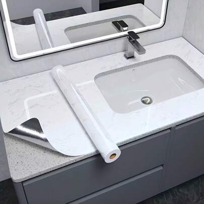 1 cuộn giấy dán tường giả đá cẩm thạch trắng bóng, chống thấm nước và dầu mỡ, thích hợp cho nhà bếp, giấy dán tường tự dính, phù hợp cho mặt bàn, quầy bếp, trang trí nhà cửa, phòng ngủ, phòng tắm, giấy dán tường vinyl.