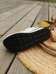 9cm Hidden Heel Casual Slip-On Sneakers, Thick Sole Comfortable Platform Shoes, Versatile For Women - Beige - View 3