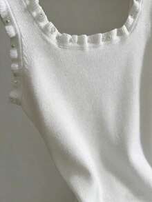 2026 Spring/Summer New White Knit Dress, Suitable For Summer Vacation Wear, Women's Dress, Women's Vacation Clothing, White Sleeveless Fitted Knit Dress, Square Neckline Design, Ruffle Trim Decorated With Pearls, Solid Color Fitted Short Dress, Ideal For Cocktail Parties, Dinner Dates, Summer Vacation - 白色 - 查看 7