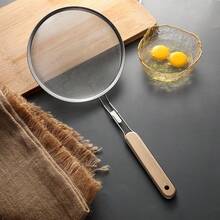 Rây lọc bằng thép không gỉ có tay cầm bằng gỗ - Thích hợp để chiên, ráo nước và phục vụ mì ống và bún, hoàn hảo cho việc chuẩn bị và lọc thực phẩm, cần thiết cho việc chuẩn bị thực phẩm, dụng cụ nhà bếp hiện đại, dụng cụ nhà bếp bền bỉ, dụng cụ ráo mì, thiết kế thời trang, rây lọc đa năng, dụng cụ nấu ăn chất lượng cao, dụng cụ ráo nước, nấu ăn tại nhà, cấu trúc chắc chắn, dụng cụ nhà bếp cao cấp - Nhiều màu - Xem 4