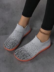 女士极简赤足跑步鞋 - 宽版彩色透气针织面料套脚圆头休闲鞋，减震橡胶鞋底，四季皆宜的舒适休闲鞋，时尚套脚设计，灵活穿着 - 灰色 - 查看 4