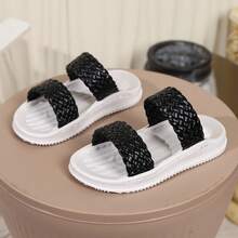 1 đôi dép xăng đan trẻ em màu đen, kiểu dáng unisex, đế EVA mềm bền chắc, chống trượt, mũi tròn, thiết kế dễ thương, phù hợp cho bé trai và bé gái sử dụng hàng ngày, đi học, đi bộ, du lịch, ở nhà, dự tiệc. Hàng mới về mùa xuân/hè 2026. - màu đen - Xem 4