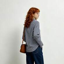 2025春秋新款欧美时尚女式条纹翻领长袖衬衫，梭织面料，纽扣前襟，休闲服饰 - 藍色 - 查看 2