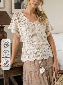 Áo croptop móc len kiểu Bohemian, cổ chữ V khoét rỗng, thích hợp cho kỳ nghỉ biển dành cho nữ. - Màu be - Xem 2