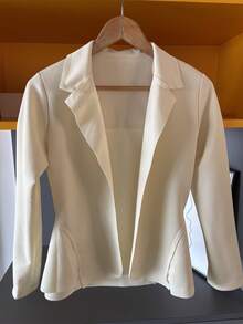 Women's Formal Blazer With Ruffle Details On The Sides, Made Of Thick Neoprene Fabric. - 奶油色 - 查看 1