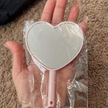 1pc Mini Heart-Shaped Makeup Mirror With Handle, Plastic Handheld High Definition Mirror With Makeup Hole, Portable Plastic Hanging Makeup Mirror - Multicolor - View 7