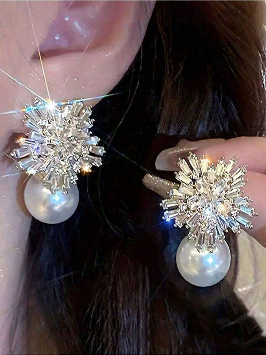 Topshiny 1 Pair Elegant Luxury Rhinestone Snowflake Faux Pearl Earrings Exaggerated French Style Bridal Earrings For Women Suitable For Party And Daily Wear - 黃金 - 查看 1