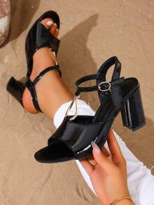 Mẫu sandal cao gót đế dày màu đen gợi cảm mới nhất mùa Xuân/Hè 2025, kiểu Pháp, thời trang và đa năng dành cho nữ. - màu đen - Xem 5