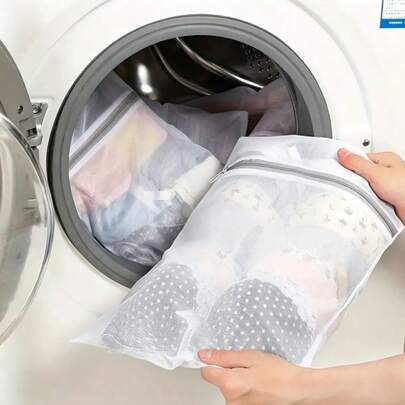1pc Mesh Laundry Bag With Zipper, Honeycomb Wash Bag For Clothes, Shirts, Bras, Socks, Underwear, Travel Storage Bag, Suitable For All Seasons, Washing Machine Bag, Bedroom Laundry Essential, Back To School Supplies, Laundry Bag, Travel Essential, Dirty Clothes Bag