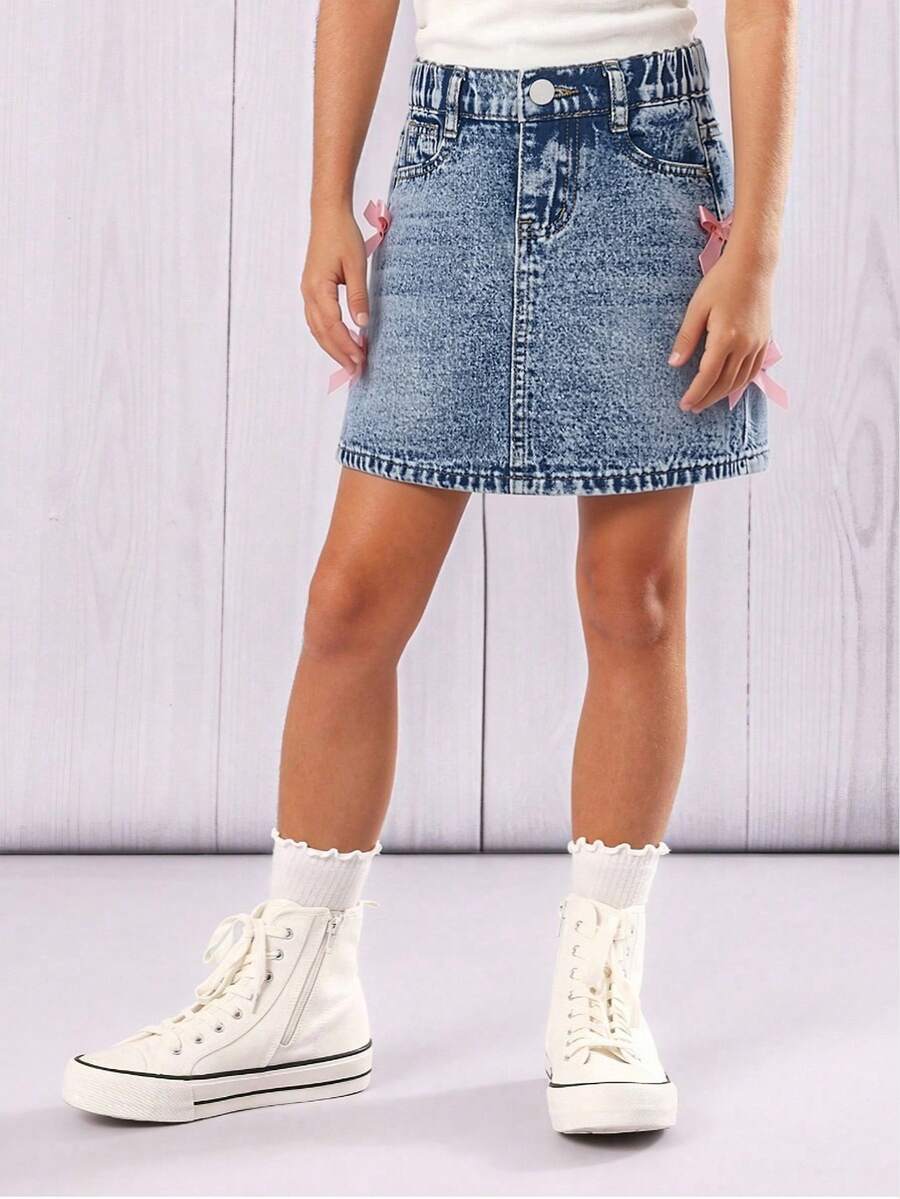 Young Girl's Sweet & Cute Light Wash Denim Bow Decor Hip-Covering Skirt, Fashionable Elastic Waist, Suitable For All Seasons