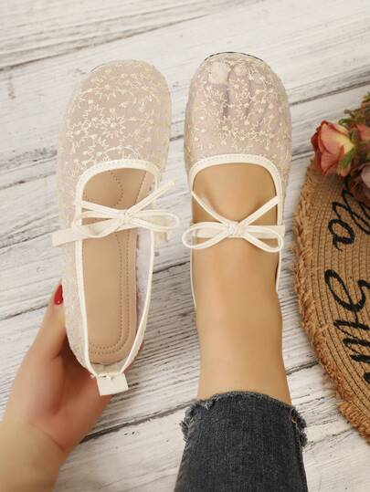 New Women's Round Toe Mesh Mary Jane Lace Flower Flat Shoes, Solid Color Fashion Elegant Vacation Bohemian Casual Flat Sandals, Party & Summer