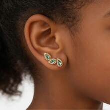 1 par de pendientes de botón con forma de lágrima con micro-incrustación de cobre y circonita cúbica con incrustación de lágrima verde, adecuado para uso diario de mujeres - Dorado - Ver 1