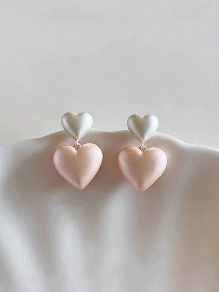 1 Pair Delicate Enamel Heart Shaped Earrings, Minimalist Sweet Design, Suitable For Daily Wear, Commute And Dates - White + Pink - View 1