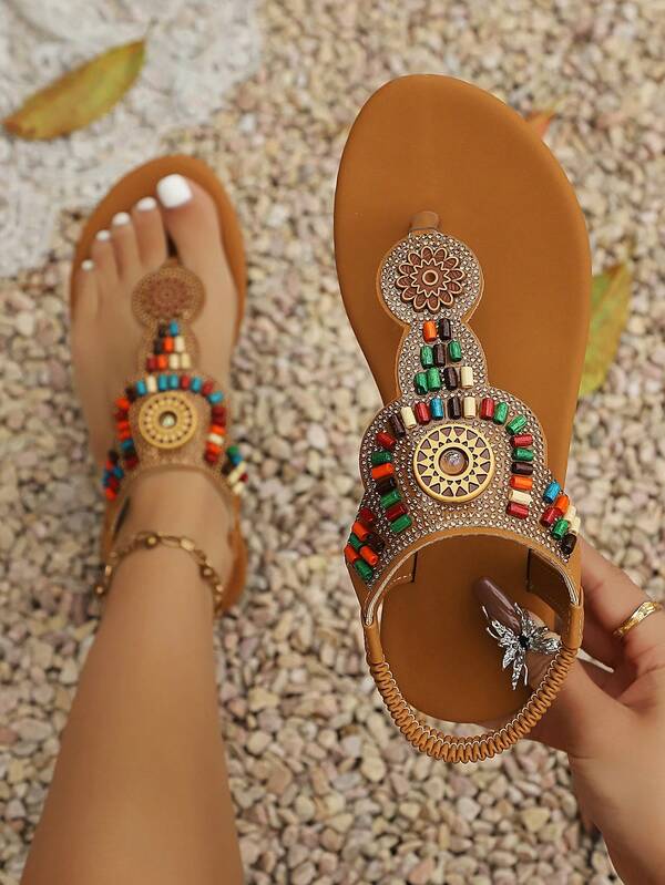 女士波西米亚风串珠水钻人字拖凉鞋，软底防滑沙滩度假凉鞋，夏季连衣裙和旅行必备人字拖
