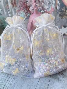 40 Stück kleine weiße & goldene Schmetterling Deko transparente Organza Zugbeutel, Muster mit goldenen Schmetterling- & Blumenmuster, geeignet für Schmuck, Party Geschenke - A - Übersicht 4
