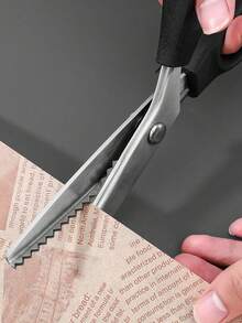 1pc Stainless Steel Serrated Scissors, 5MM Triangle Teeth Fabric Cutting Shears, DIY Sewing Scissors With Saw-Tooth Blade - Serrated - View 7
