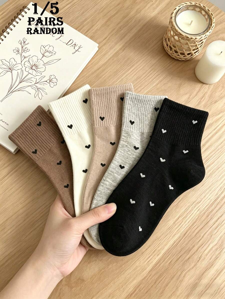 1/5 pares de meias femininas de cano curto com estampa de coração, meias respiráveis e funcionais, meias para meninas, meias brancas confortáveis e estilosas, cor aleatória, adequadas para verão, outono e inverno. - Multicolorido - Ver 1
