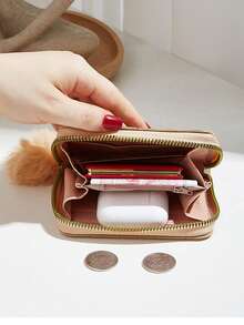 Cartera Corta con Cremallera en Piel Sintética Estampada Corazones y Tréboles, Monedero Kawaii con Pompon Suave para Mujer, Porta Tarjetas Compacto para Uso Diario - Caqui - Ver 10
